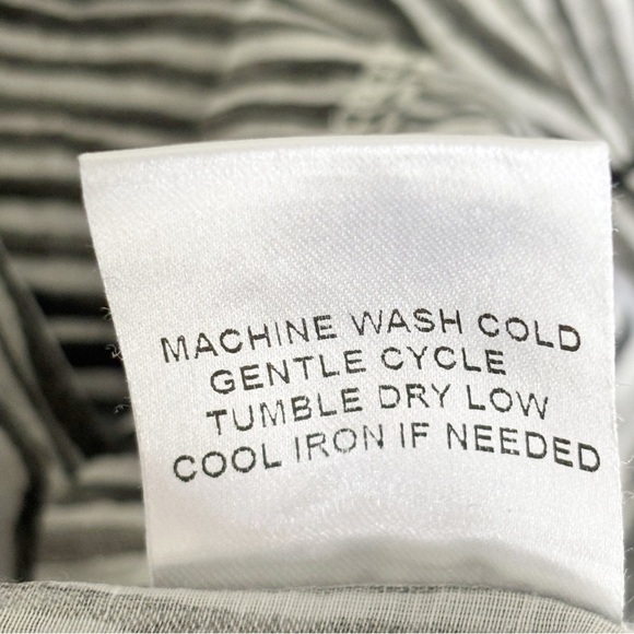 TERRA SJ APPAREL Women’s Black White Blouse Button Up Wired Collar Lagenlook S - Picture 12 of 12